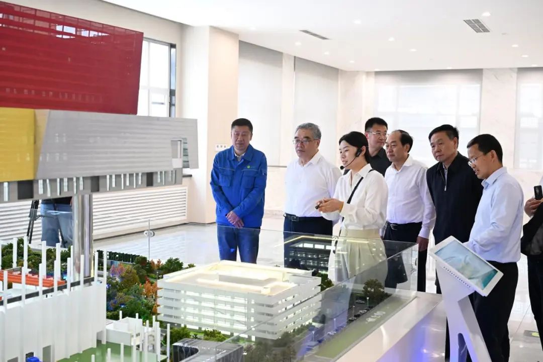 天下政协副主席朱永新调研征途国际官网通州项目