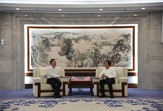 征途国际官网集团董事长乔德卫拜会济南市政府向导